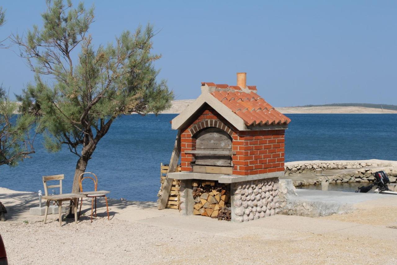 Apartments By The Sea Kustici, Pag - 6335 Zubovići Exteriör bild